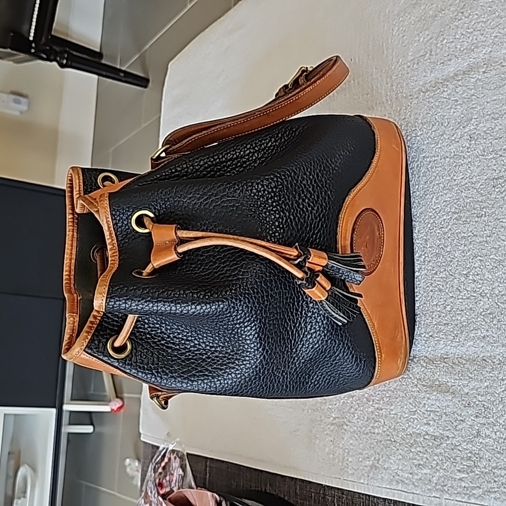 Vintage Dooney& Bourke Purse - Picture 1 of 8